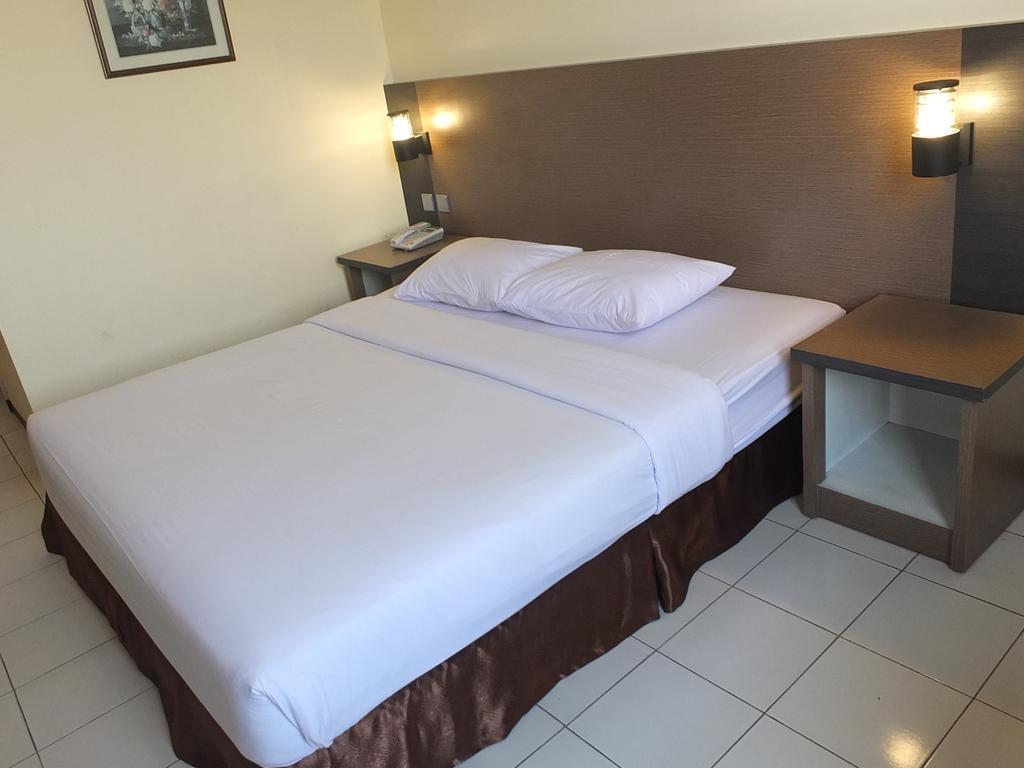 Jepara Indah Hotel Phòng bức ảnh