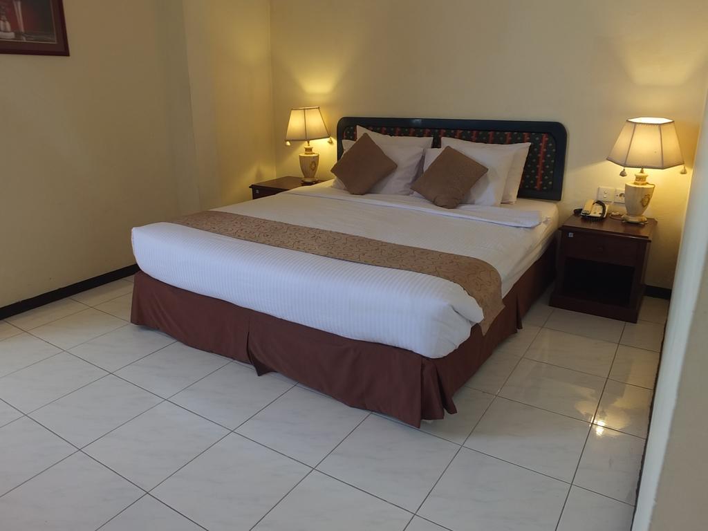 Jepara Indah Hotel Phòng bức ảnh