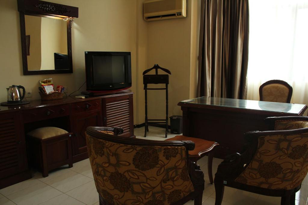 Jepara Indah Hotel Ngoại thất bức ảnh