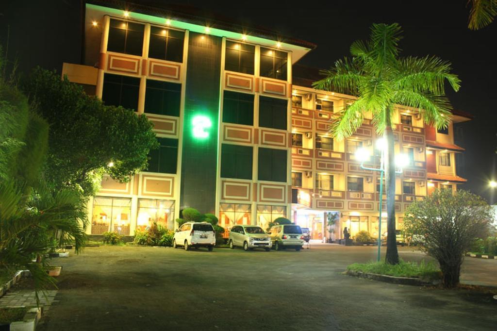 Jepara Indah Hotel Ngoại thất bức ảnh